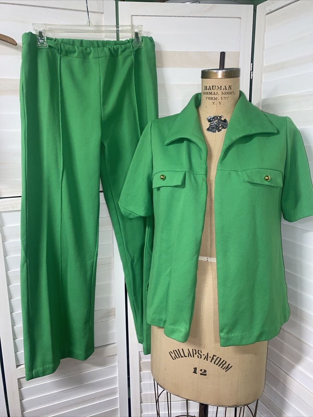 Vintage Woman's 70's 2 Piece Lime Green Leisure Suit Jacket Pants Medium Large